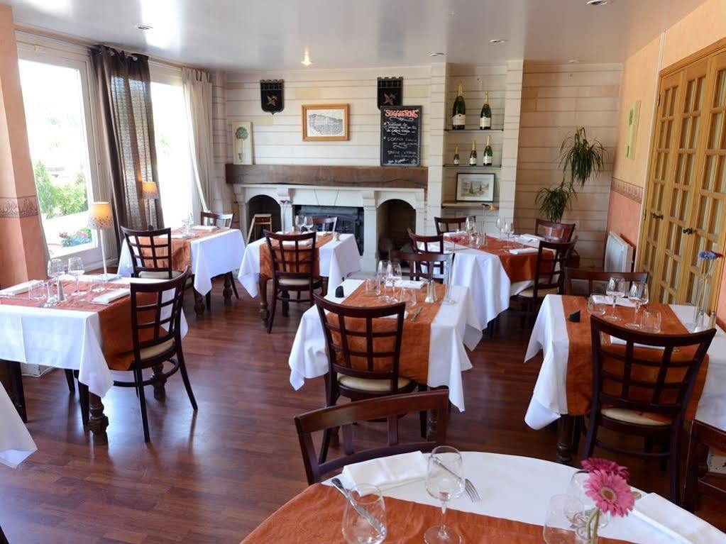 The Originals City, Hotel Le Cheval Rouge, Tours Ouest Вілландрі Екстер'єр фото